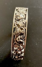 Hübscher Alter 835er Silber  Armreif -    Blumen Rosen -  (k14)