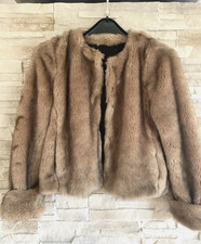 ZARA kurze Felljacke Gr. S