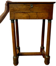 ANTIKES FRANZÖSISCHES EMPIRE