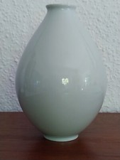 KPM Berlin schöne Seladon Vase, 2. Wahl, ca. 19 cm hoch