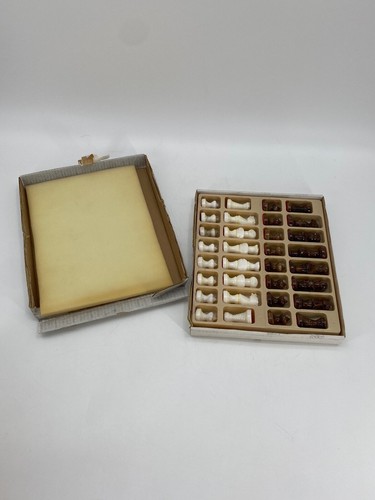 Schachfiguren genuine - *,