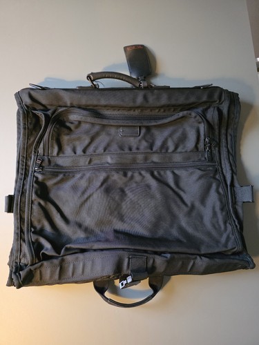 Tumi garment bag - bag,