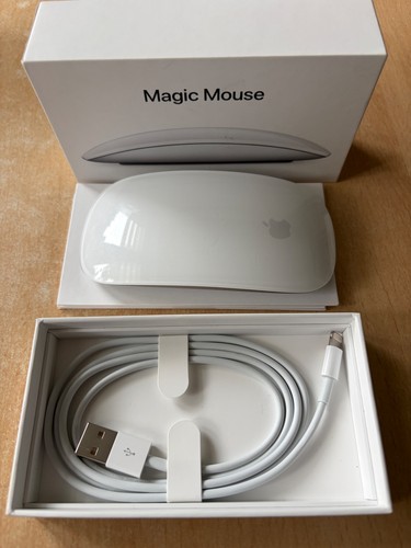 Apple magic mouse - magic, 2