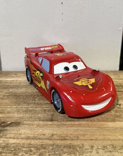 Mattel disney pixar cars world - pixar,