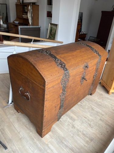 Antike runddeckeltruhe aus - runddeckeltruhe,
