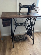 Singer Nähmaschine mit tisch antik