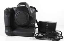 Canon EOS 5D Mark III 22.3 MP Kamera Gehäuse Batteriegriff nur 3660 Auslös. *