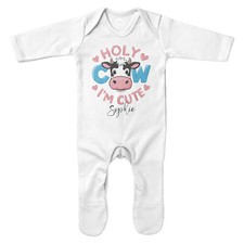 Holy Cow I'm Cute Personalisierter Strampler Geschenk Mädchen Neu Baby Wunschname...