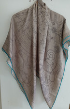 Hermes Schal 140 C'est La Fete Schal grau aus Kaschmir und Seide - Unisex