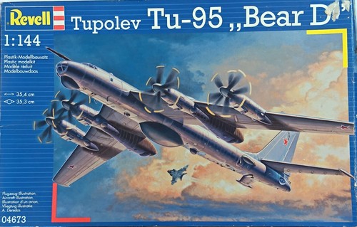 144 revell 04673 - 04673, bear