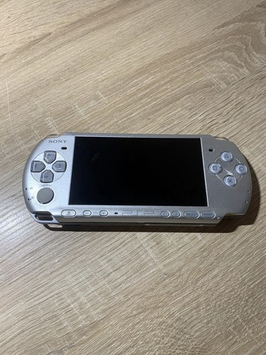 2050 sony psp 3000 silber - psp,