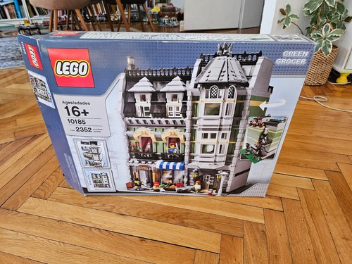 Lego 10185 green grocer incl - lego,