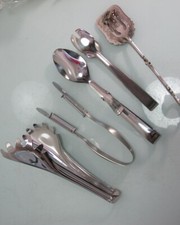 Konvolut Servierzange Salatzange Gebäckzange Spargelschäler Silit