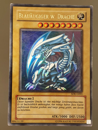 Blauäugiger weißer drache - blauäugiger,