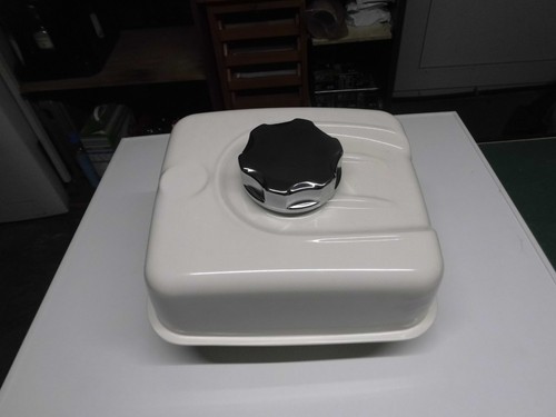 Honda 390 benzintank neu - 390,