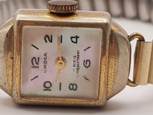 Goldfarbene vintage damenuhr - vintage,