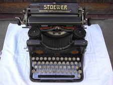 Alte Schreibmaschine Stoewer Record  Generalvertrieb Schäfer & Classen Berlin