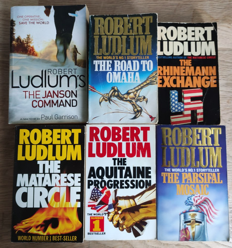 Robert ludlum paperbacks - robert, books