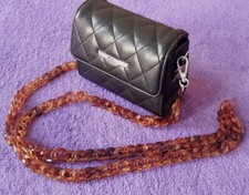 Neu!Super Hübsche Tasche Kunststoff Kette Schwarz/Braun/Silber Klein PVC⚠️s.Maß!