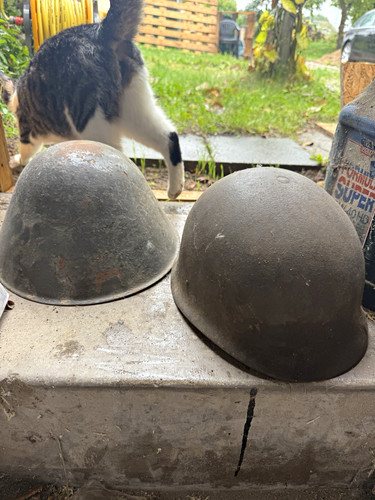 Stahlhelm mit innenfutter - mit,