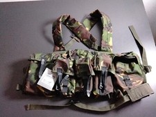 Highlander Military taktische Weste Einsatzweste Chest Rig 6 Taschen Flecktarn
