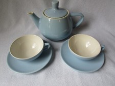 Melitta Minden Teekanne und 2 Tassen mit UT Tea for two Steinzeug pastell blau