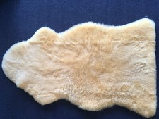 Lammfell medizinisch gegerbt in Premiumqualität Schaffell, Naturfell extralang 