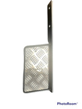 HALBE HINTERE STUFE RECHTS