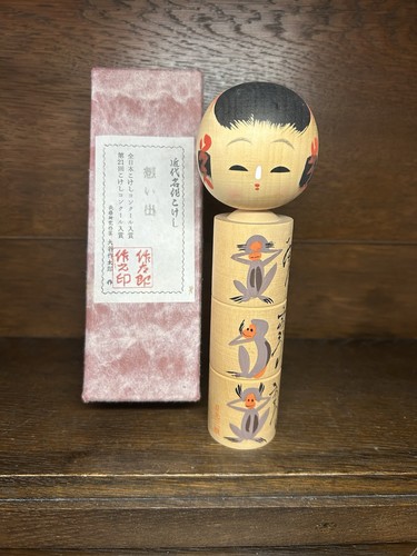 Kokeshi holzpuppe motiv die - motiv,