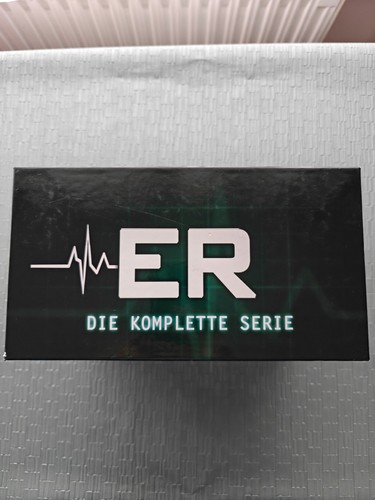 Emergency room die - room,