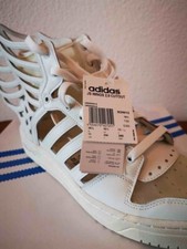 Jeremy Scott / Adidas: Wings