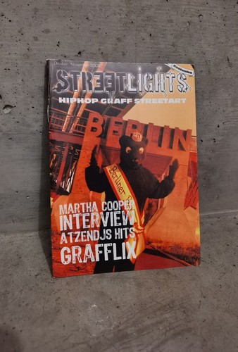Street lights graffiti - street,