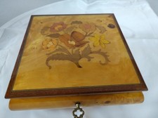 Romance Spieldose, Spieluhr