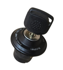 Verschluss Deckel Tankdeckel +