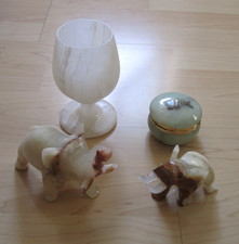 4 Dekoobjekte antik Onyx Marmor Aragonit - 2 x Elefant 1 Schmuckdose 1 Becher