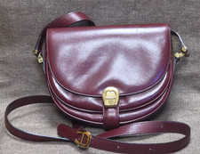 Tolle Aigner Ledertasche Crossbag bordeauxrot