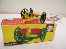 Siku V 64, Heurechen  mit