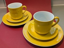 2  x Geschirr-Set Original Dibbern, sonnengelb