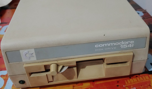 Commodore diskettenlaufwerk - commodore,