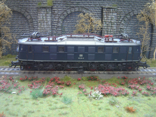 Märklin 3768 lok - märklin, br118