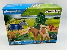 Playmobil 70266 Reiterhof, Pferdekoppel, Pferde, Pferdefamilie - NEU