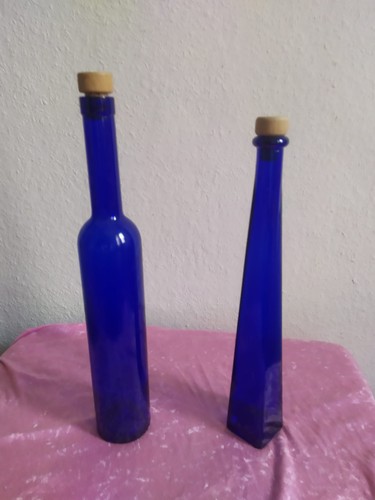 Blaue glasflaschen die - die, als