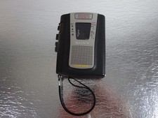 Sony TCM-459V Kassetten Recorder Player Walkman Diktiergerät AM/FM Radio