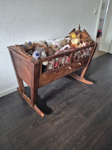 Alte antike wiege babywiege - alte,