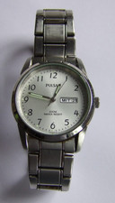 PULSAR Herrenarmbanduhr,Datum 100M wasserdicht,läuft,aus hochwertigem Nachlass,