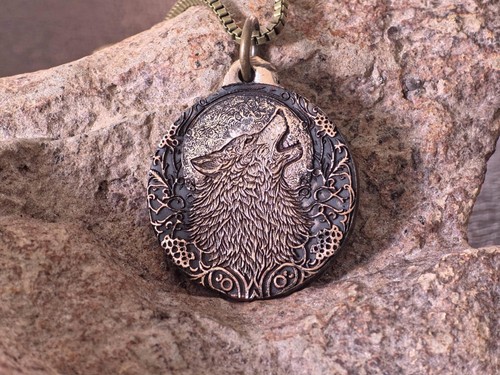 Wolf anhänger aus massiver - wolf,