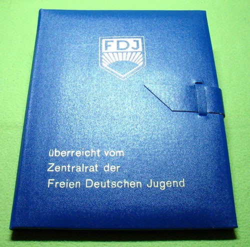 Ddr ehrengeschenk fdj 11 - ehrengeschenk,