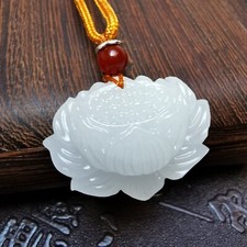Wunderschöner Jade-Anhänger mit 65cm Band Lotus weiss CHINA Unikat TOP
