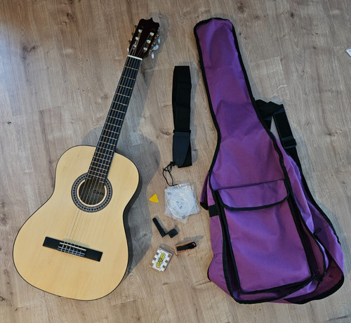 Gitarre mit zubehör - gitarre,