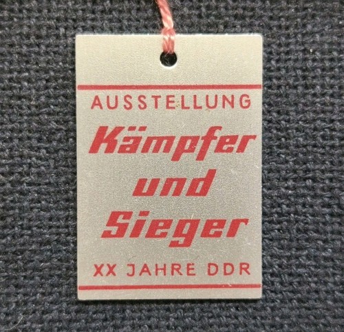 Abzeichen ddr ausstellung - ddr:,